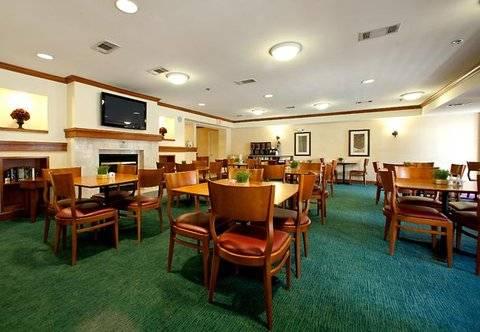 Residence Inn Houston By The Galleria Restoran fotoğraf